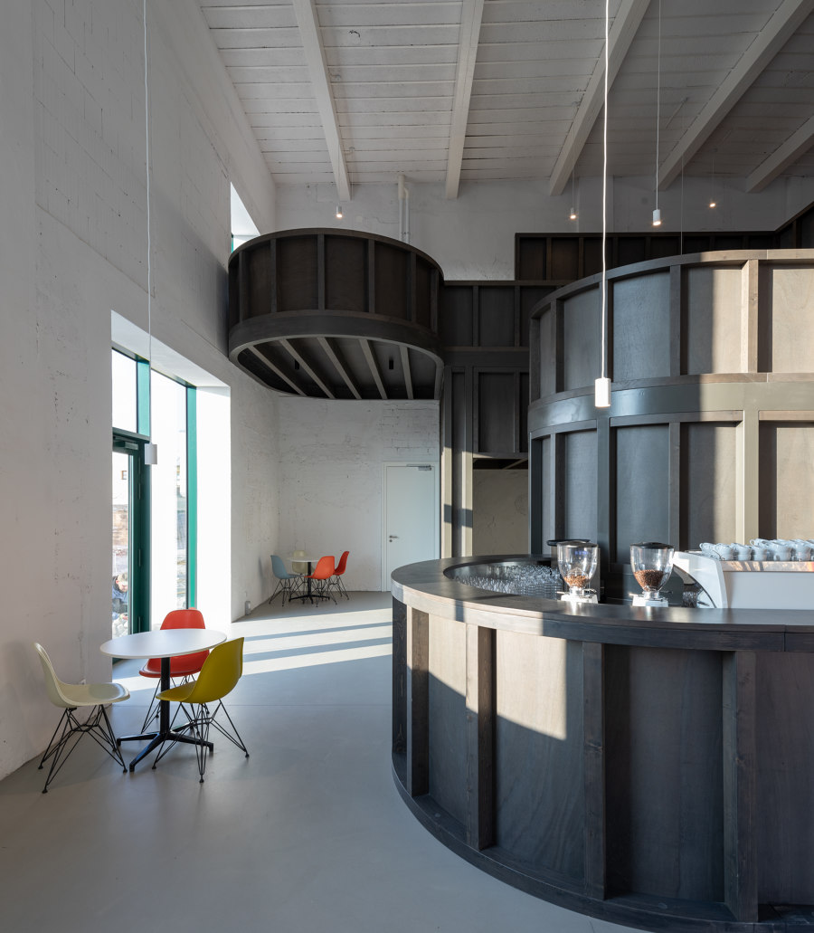 House of Wine de Chybik + Kristof Architects & Urban Designers | Intérieurs de bar