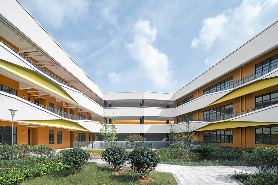 Yongjiang Experimental School by DC Alliance | Schools