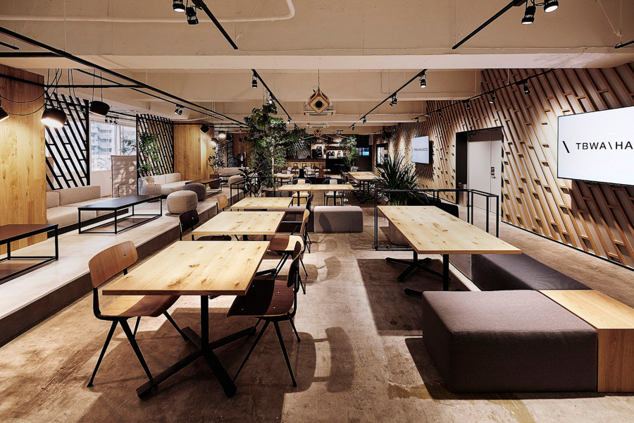 TBWA\HAKUHODO office by Canuch | Office facilities