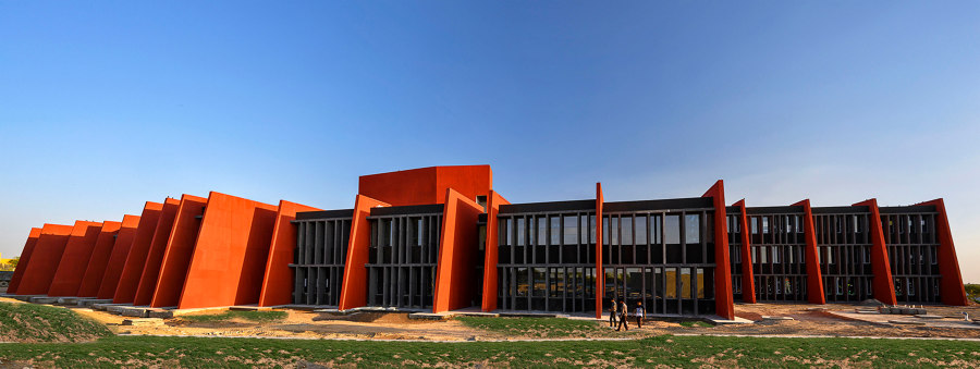 The Rajasthan School von Sanjay Puri Architects | Schulen