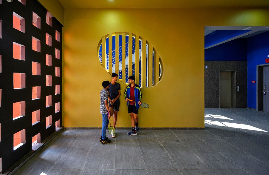 The Rajasthan School de Sanjay Puri Architects | Écoles