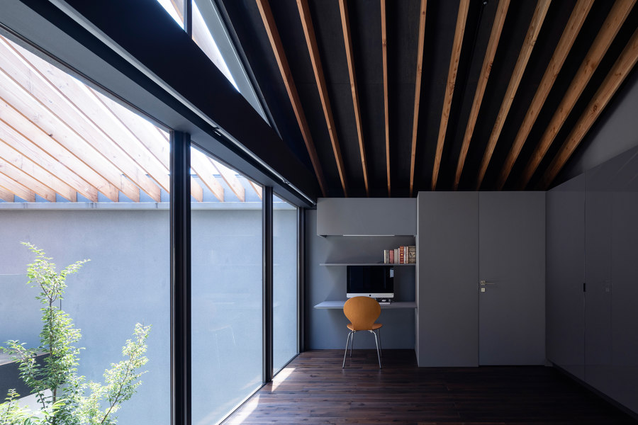 Leaf by APOLLO Architects & Associates | Detached houses