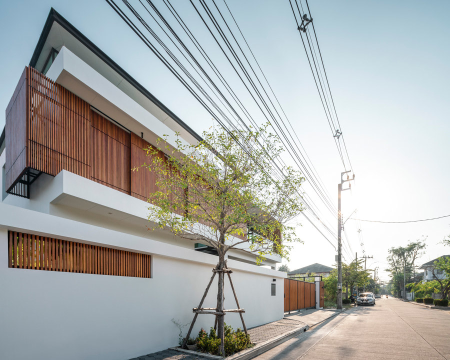 Bangkae House by Archimontage Design Fields Sophisticated | Detached houses