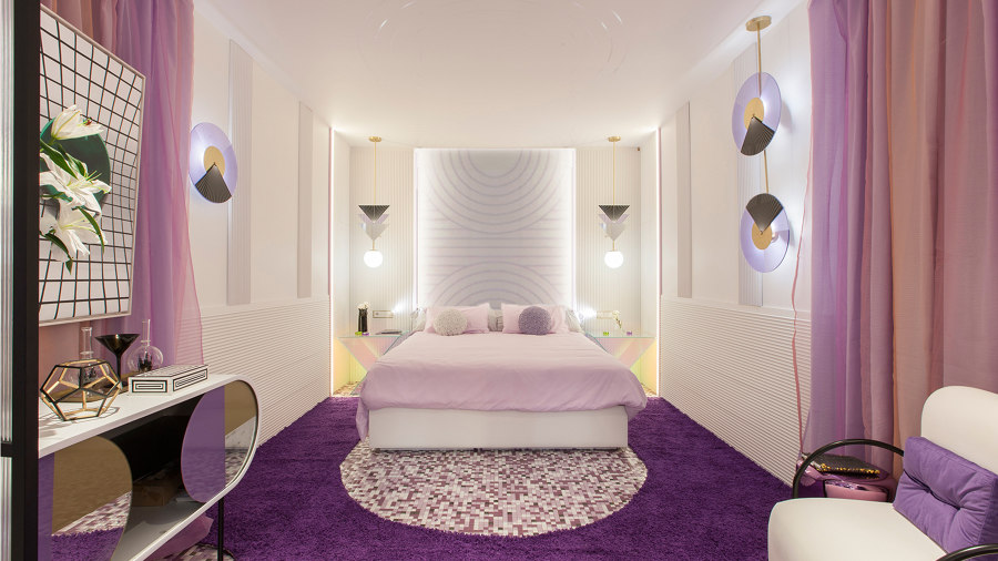 Violet BlissSuite von In Out Studio | Hotel-Interieurs