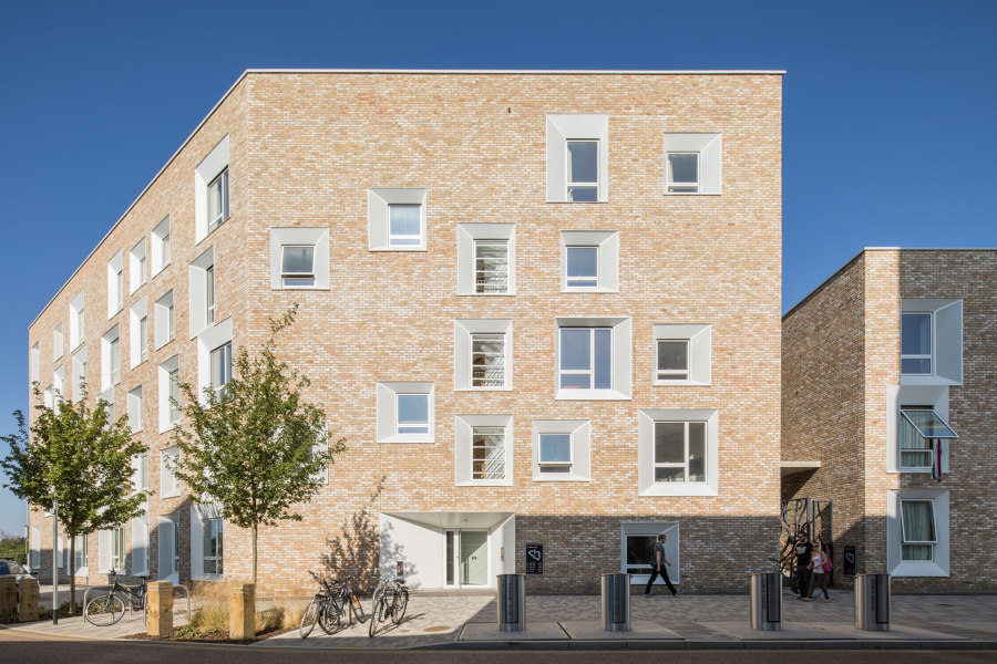Key Worker Housing University of Cambridge de Mecanoo | Maisons de deux appartements