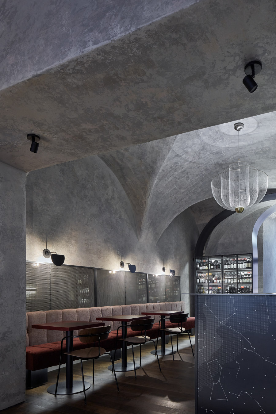 Autentista Wine Bar by Formafatal | Bar interiors