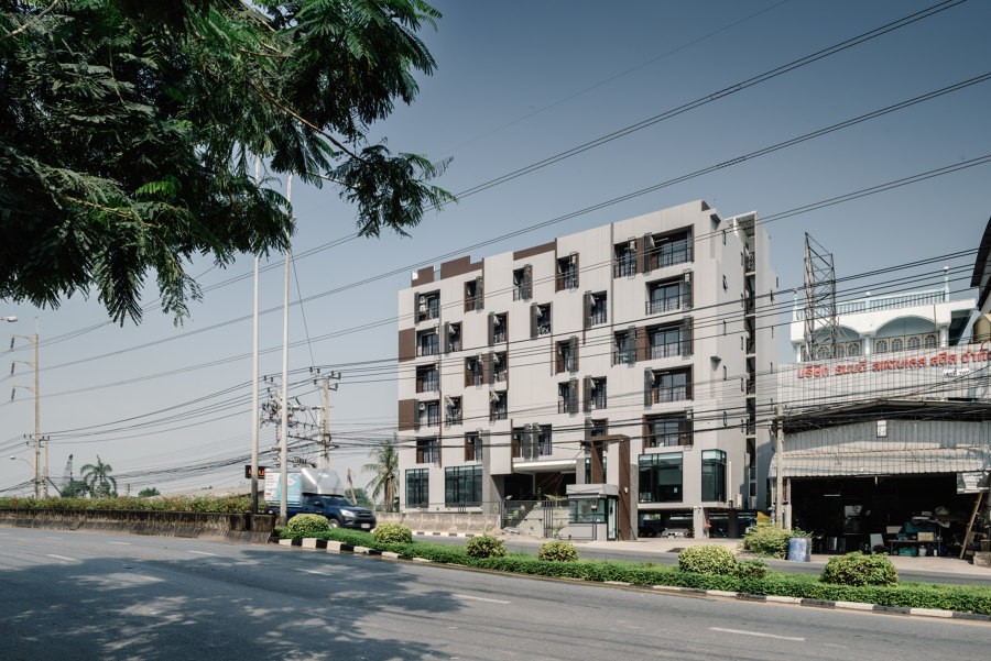 Latkrabang Apartment von Archimontage Design Fields Sophisticated | Mehrfamilienhäuser