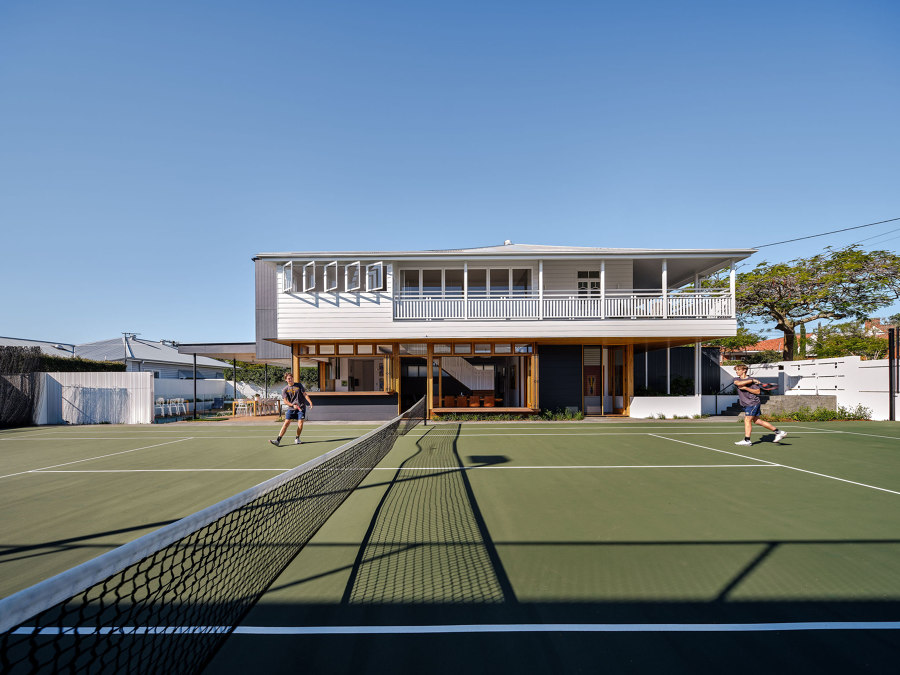 Centre Court House by REFRESH*DESIGN | Detached houses