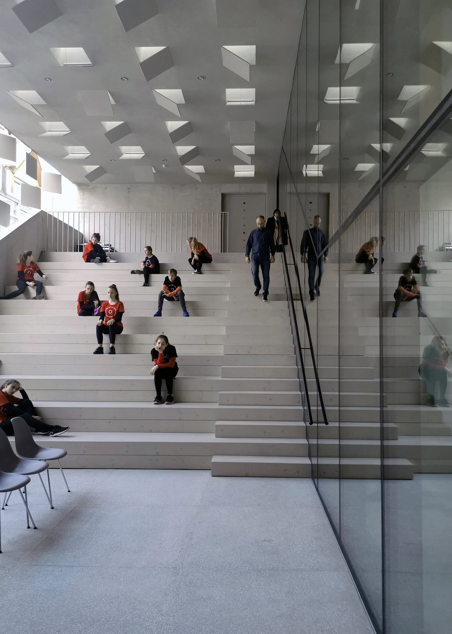 Conservatory for music & ballet de Ofis Arhitekti | Écoles