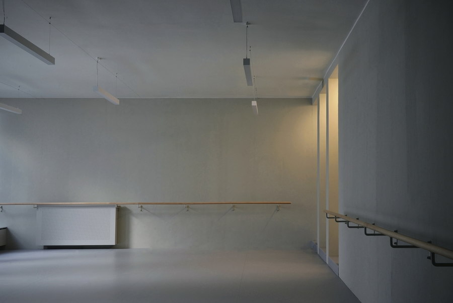 Conservatory for music & ballet di Ofis Arhitekti | Scuole