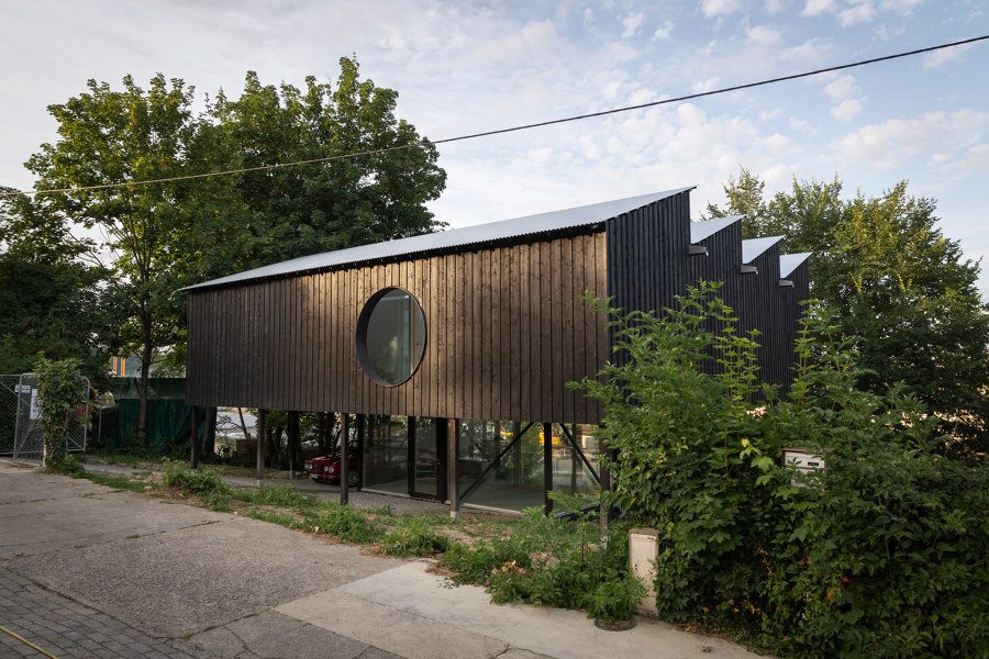 Casa CCFF di Leopold Banchini Architects | Case unifamiliari