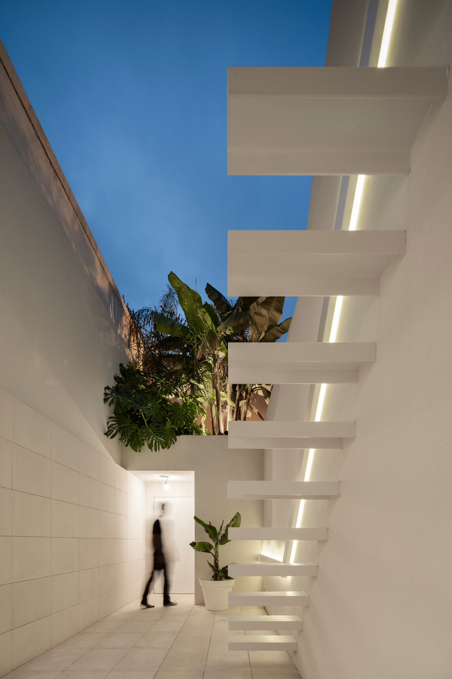Beira Mar House di Paulo Martins Arquitectura & Design | Locali abitativi