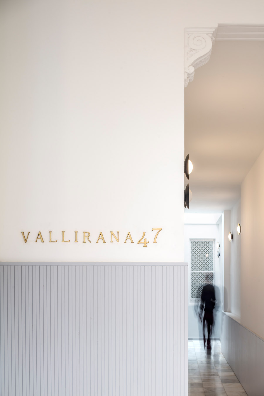 Vallirana 47 von Vora Arquitectura | Wohnräume