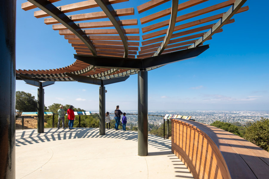 California Trail at the Oakland Zoo de Noll & Tam Architects | Museos