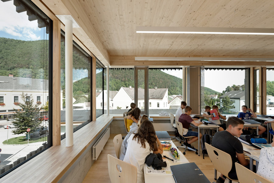School Complex Gloggnitz de Dietmar Feichtinger Architectes | Écoles