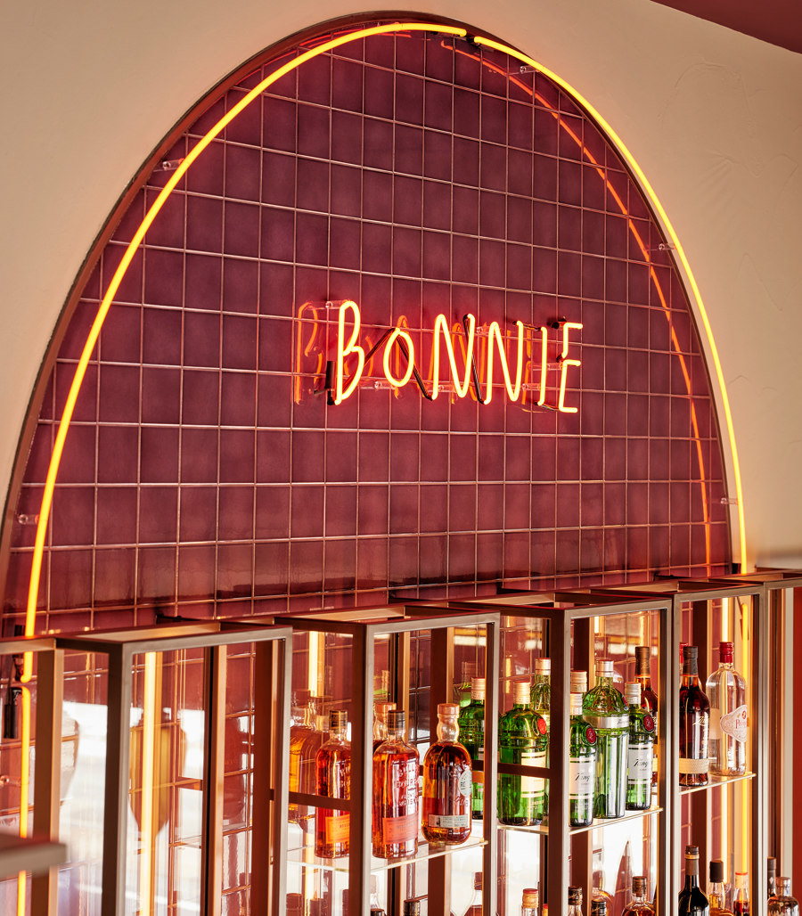 Bonnie de Studio Modijefsky | Diseño de bares