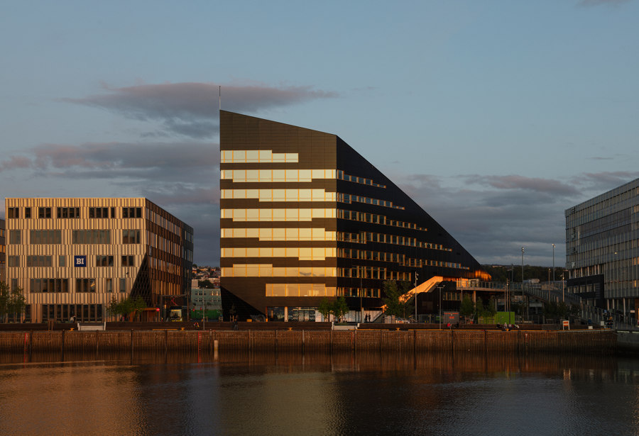 Powerhouse Brattørkaia by Snøhetta | Industrial buildings