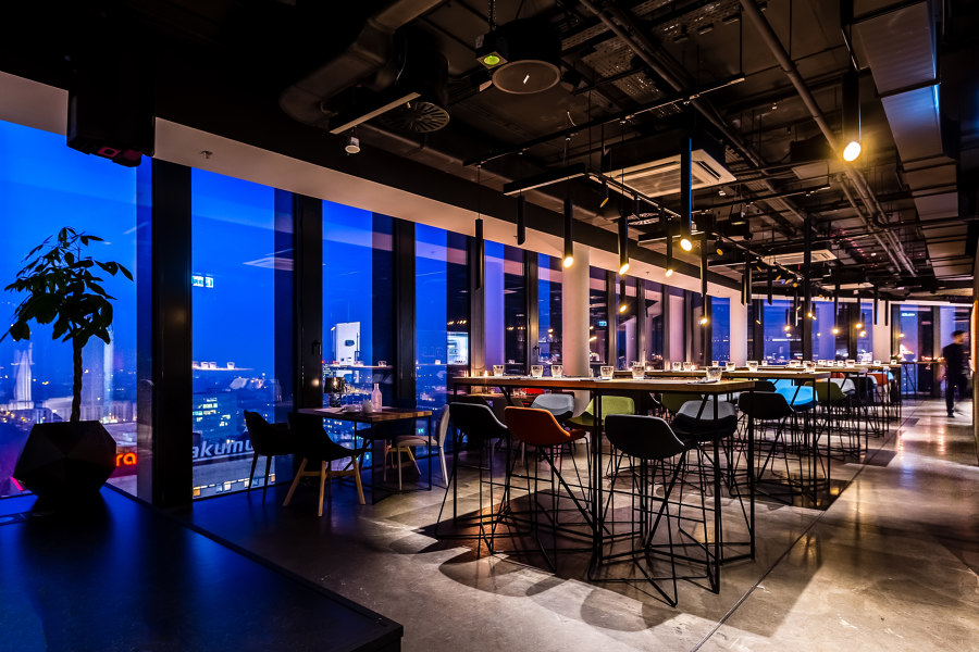 MUS Restaurant & Bar di Easst architects | Bar - Interni
