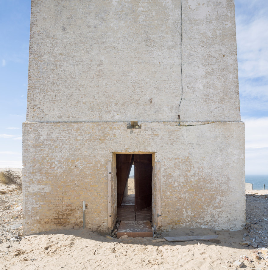 Rubjerg Knude Lighthouse by JAJA Architects | Detached houses