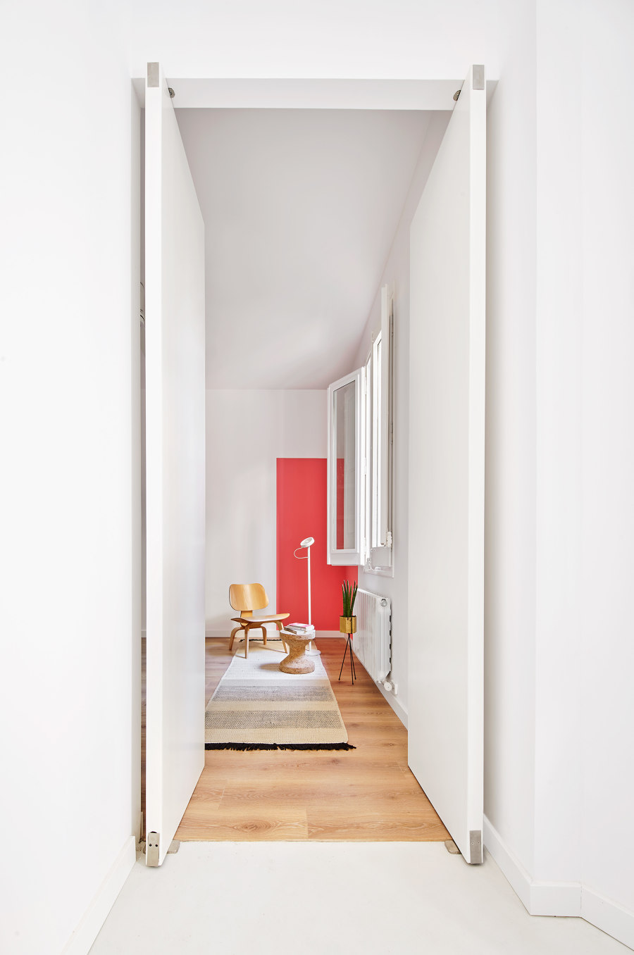 The Magic Box Apartment by Raul Sanchez Architects | Living space