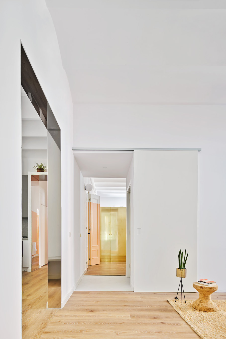 The Magic Box Apartment de Raul Sanchez Architects | Espacios habitables