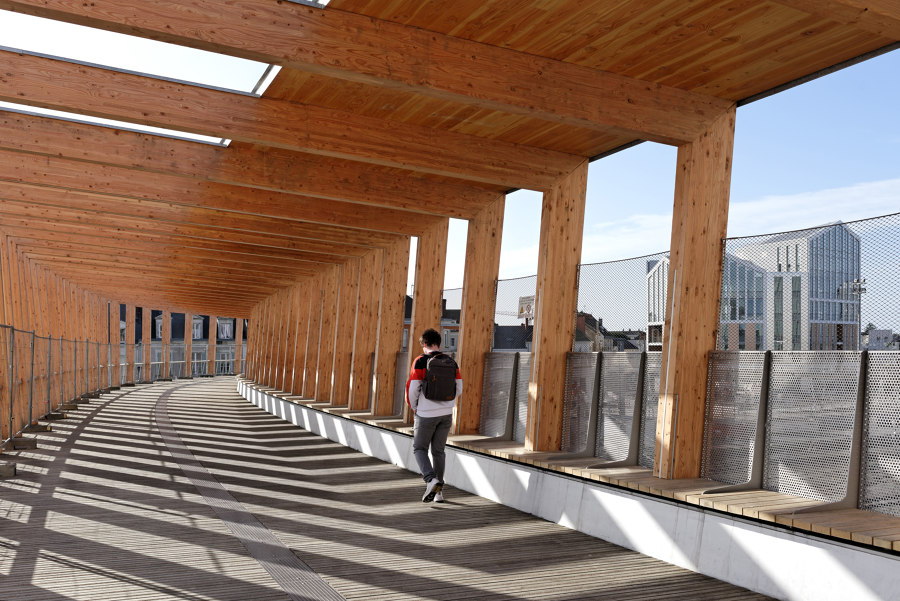 Passerelle Angers TGV Saint Laud by Dietmar Feichtinger Architectes | Bridges