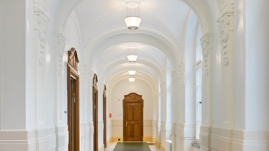 Chandeliers, Entrance and corridor luminaires for Swiss National Bank |  | BURRI