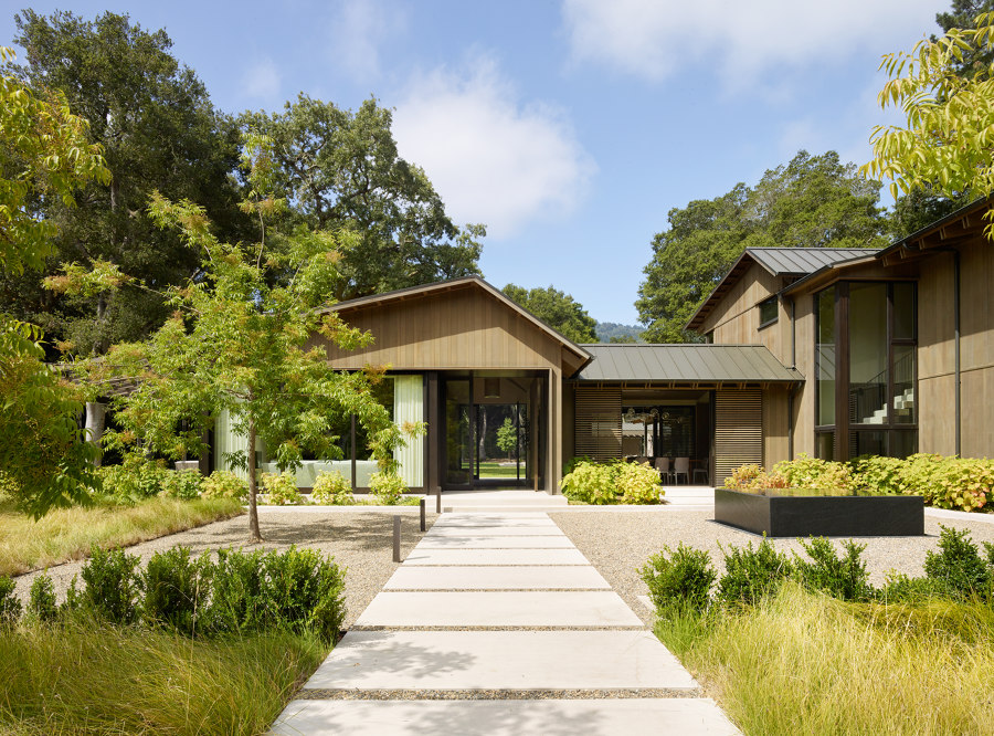 Oak Woodland by Walker Warner Architects | Detached houses