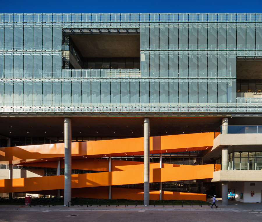 NASP - Natura Headquarters di Dal Pian Arquitetos | Edifici per uffici