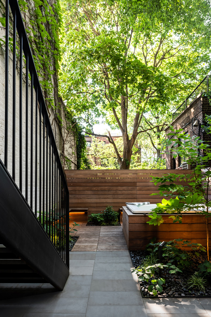 Brooklyn Heights Garden de Worrell Yeung | Maisons de deux appartements