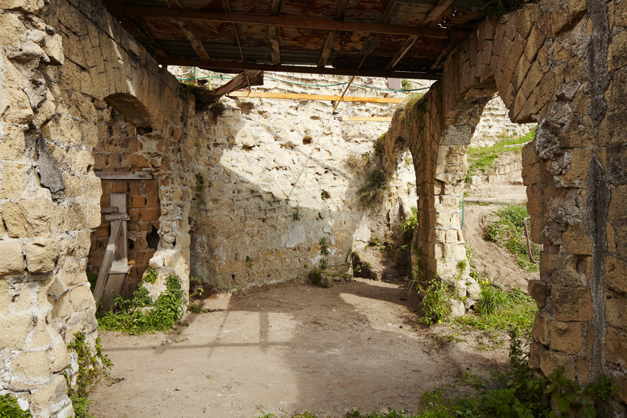 Former monastery ruin in Naples di Kaldewei | Riferimenti di produttori