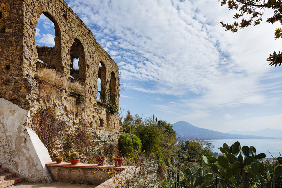 Former monastery ruin in Naples | Manufacturer references | Kaldewei