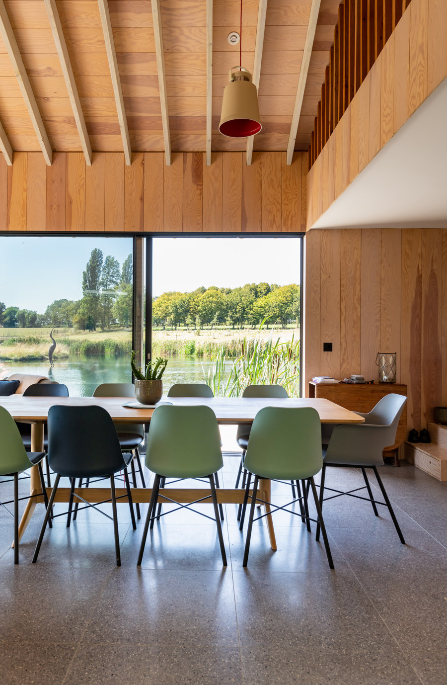 Lake Cabin von RX Architects | Einfamilienhäuser