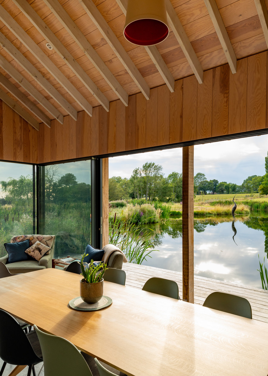 Lake Cabin von RX Architects | Einfamilienhäuser