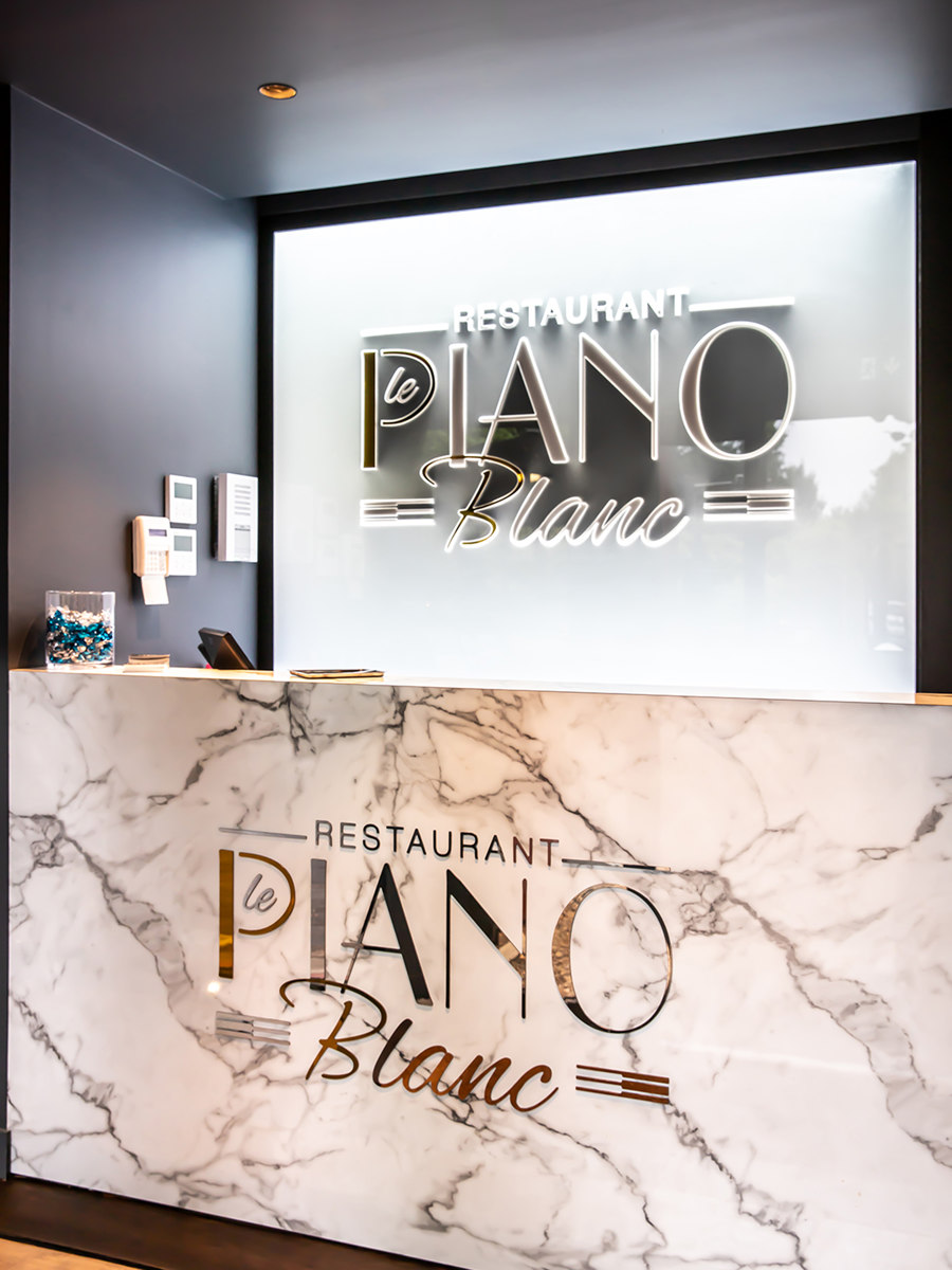 Restaurant Le Piano Blanc by Kavalery | 