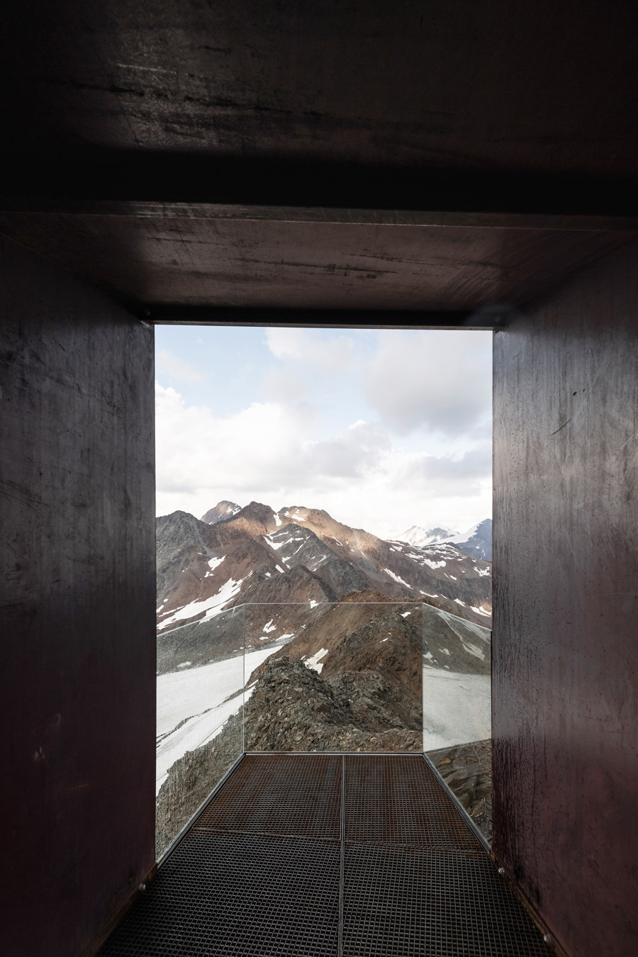 Ötzi Peak 3251m by noa* network of architecture | Monuments/sculptures/viewing platforms