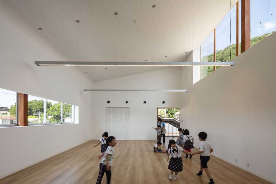 Tesoro Nursery School de Aisaka Architects' Atelier | Escuelas