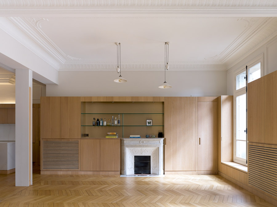 P - Flat von Gitai Architects | Wohnräume