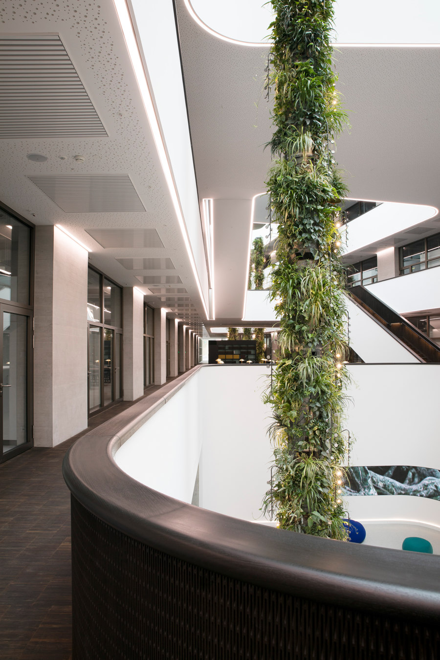 Zurich Innovation Center Givaudan by lightsphere | Office facilities