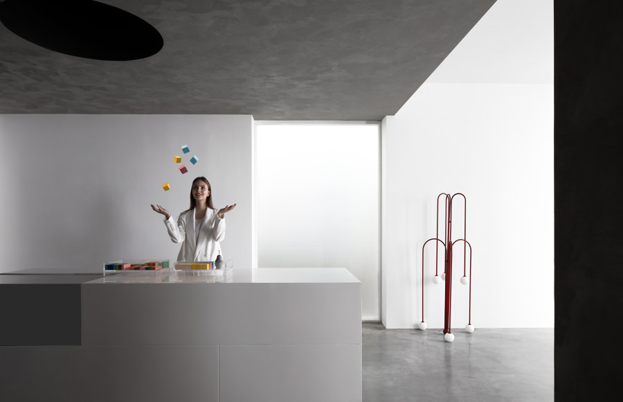 Danilo Paint Showroom de JG Phoenix | Arquitectura de interior