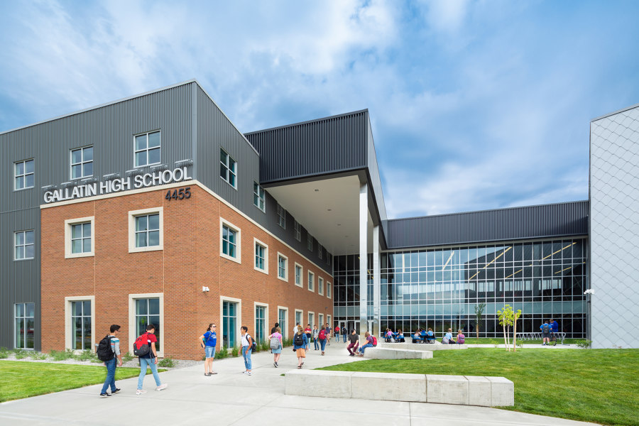 Gallatin High School di CTA | Cushing Terrell | Scuole