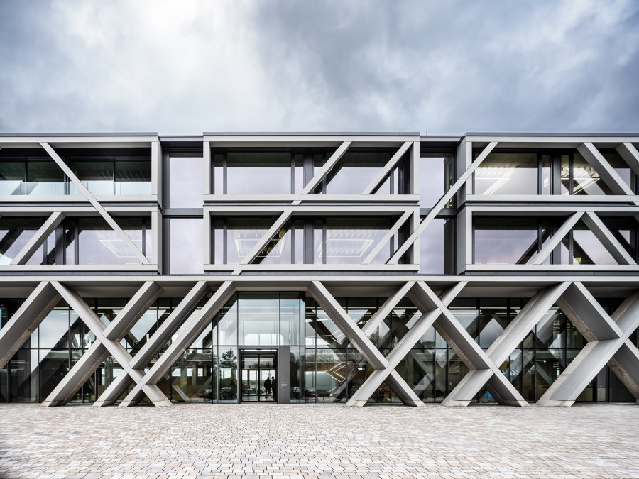 IGZ Campus Falkenberg by J. MAYER H. and Partners | Office buildings