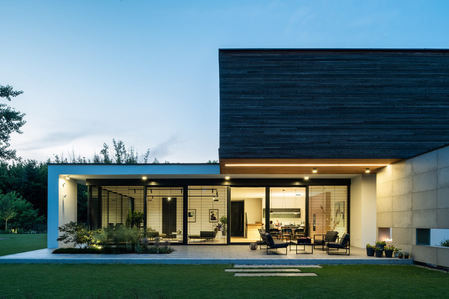 Plus House von Stoprocent Architekci | Einfamilienhäuser