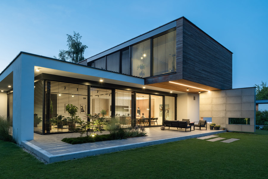 Plus House von Stoprocent Architekci | Einfamilienhäuser
