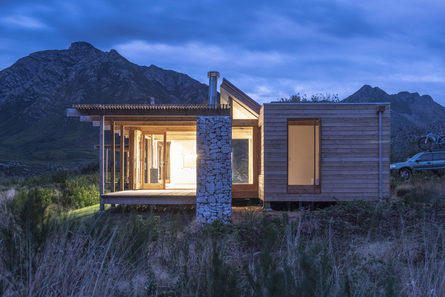 Kogelberg Cabins von KLG Architects | Zweifamilienhäuser