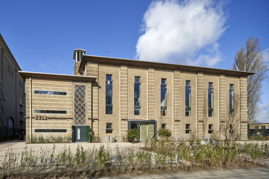 13KV Dordrecht Health Center de RoosRos Architecten | Hôpitaux