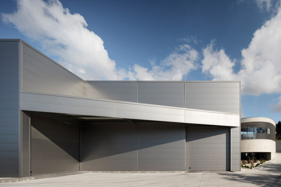 Steelform by Atelier d’Arquitectura Lopes da Costa | Office buildings