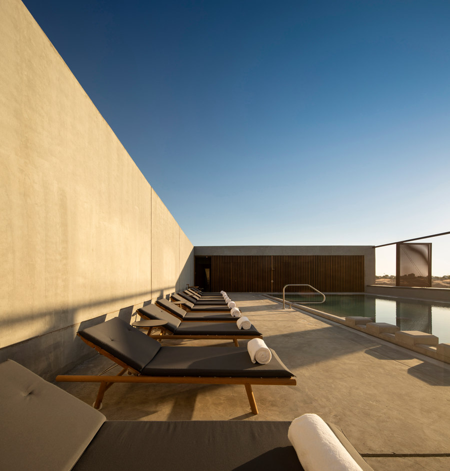 Al Faya Lodge desert, retreat & spa di Roda | Riferimenti di produttori