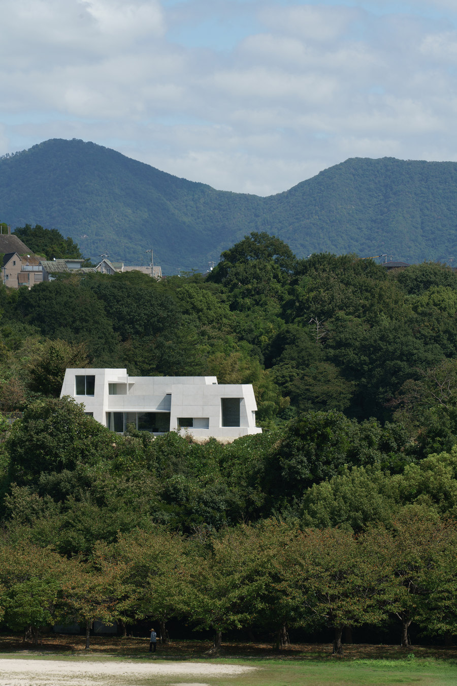 House in Mukainada di Kazunori Fujimoto Architect & Associates | Case unifamiliari