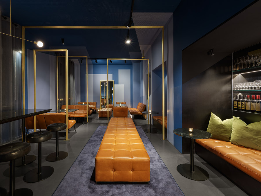 Blau | Bar interiors | SOMAA